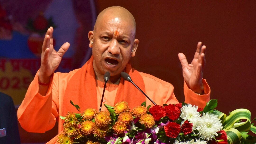 हाथरस में 10 हजार एकड़ में बनेगा अर्बन सेंटर, योगी सरकार का बड़ा इंडस्ट्रियल प्रोजेक्ट 1000051928